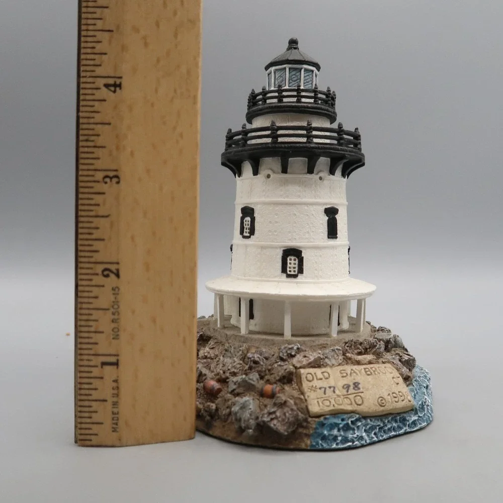 Harbour Lights Collectible Lighthouses HL #206 Old Saybrook CT